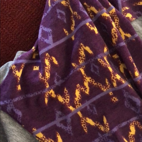 LulaRoe Randy - Picture 4 of 4